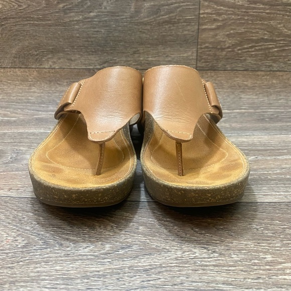 CLARKS ARTISIAN LADIES TERMIRA WEST LEATHER CAMEL THONG WEDGE SANDALS SIZE 10 - Picture 3 of 11